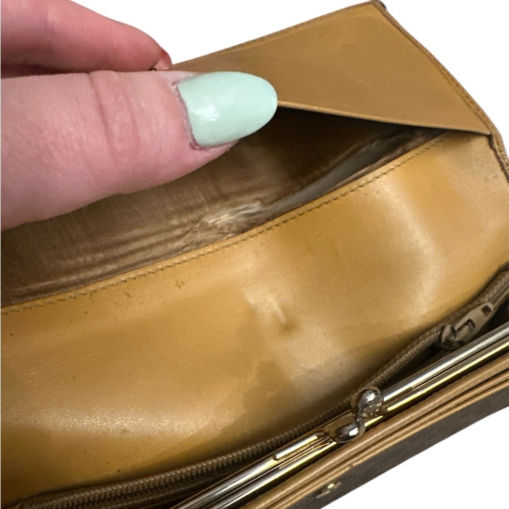 CELINE - Macadam Vintage Bifold Wallet - Picture 6 of 6